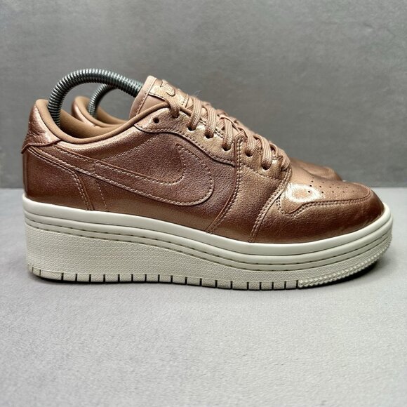 jordan 1 retro low lifted